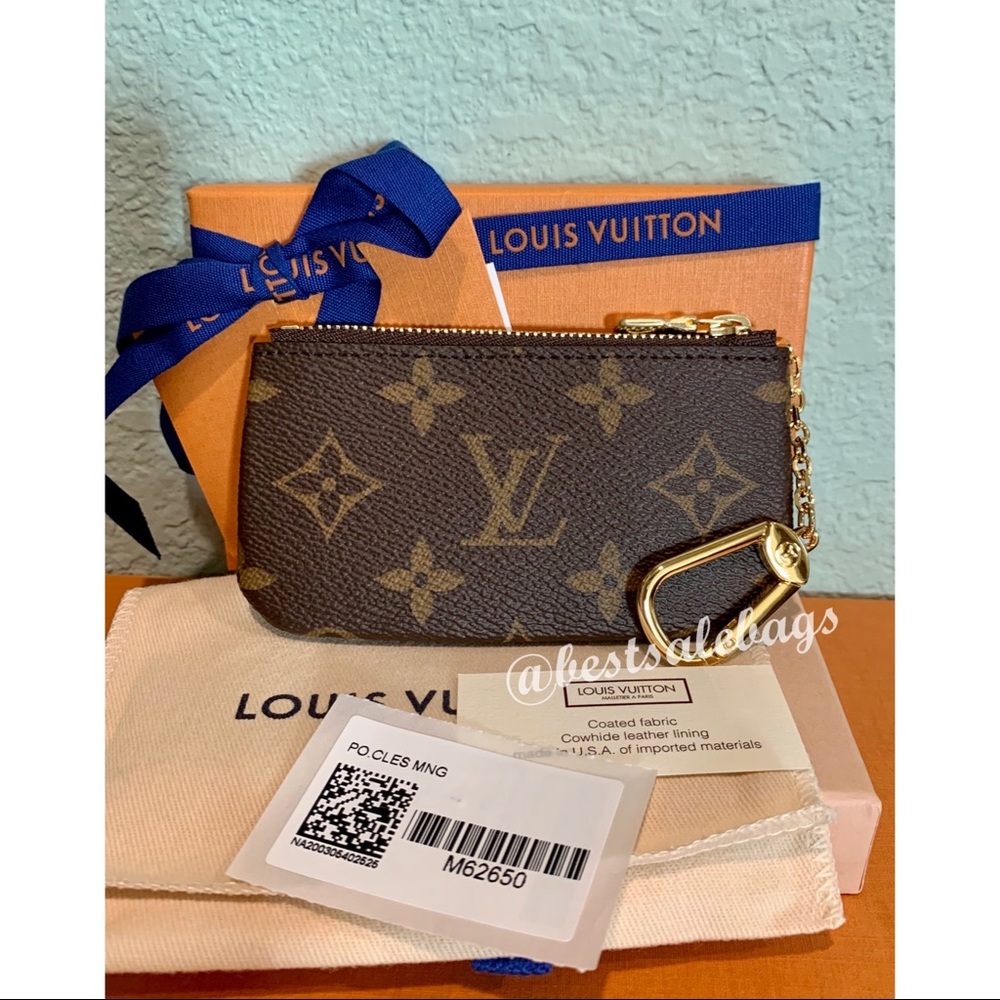 ❌SOLD❌ New Auth Louis Vuitton Monogram Key Pouch